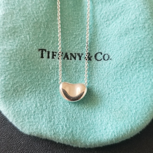 Tiffany & Co. Elsa Peretti Bean Necklace - Picture 2 of 11